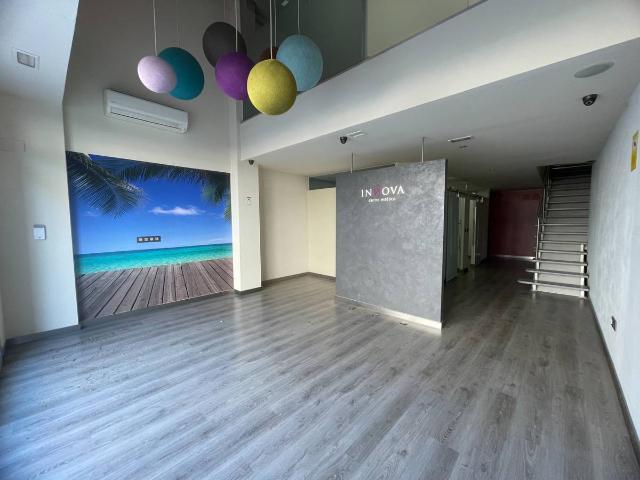 Local comercial en Alquiler en Mariola