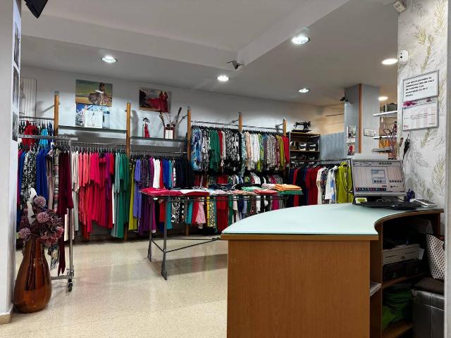 Local comercial en Alquiler en Martorell