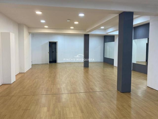 Local comercial en Alquiler en Martorell