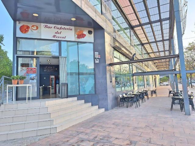 Local comercial en Alquiler en Mas d'En Serra Els Cards