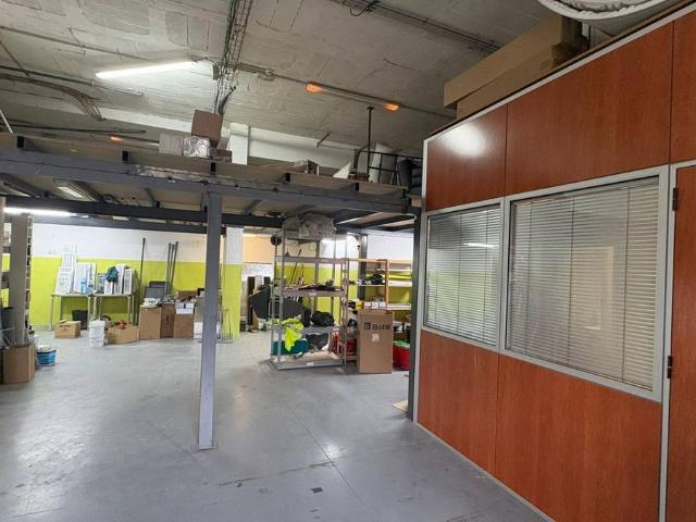 Local comercial en Alquiler en Mas Rampinyo Montcada Nova Carrerada