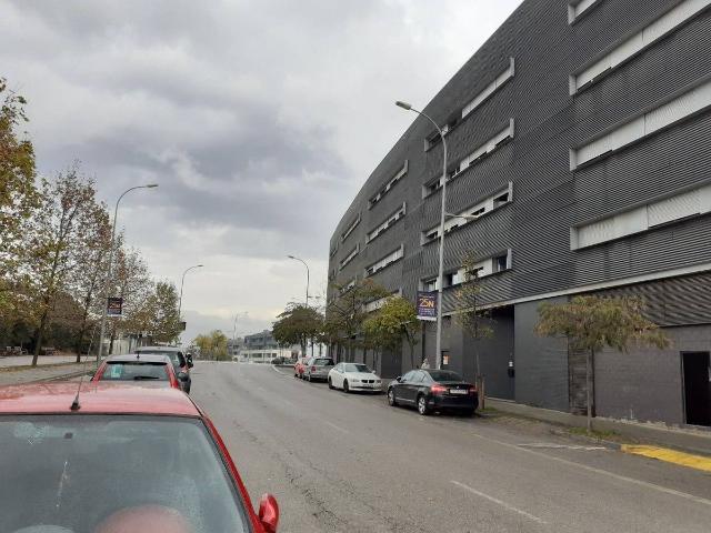 Local comercial en Alquiler en Mas Rampinyo Montcada Nova Carrerada