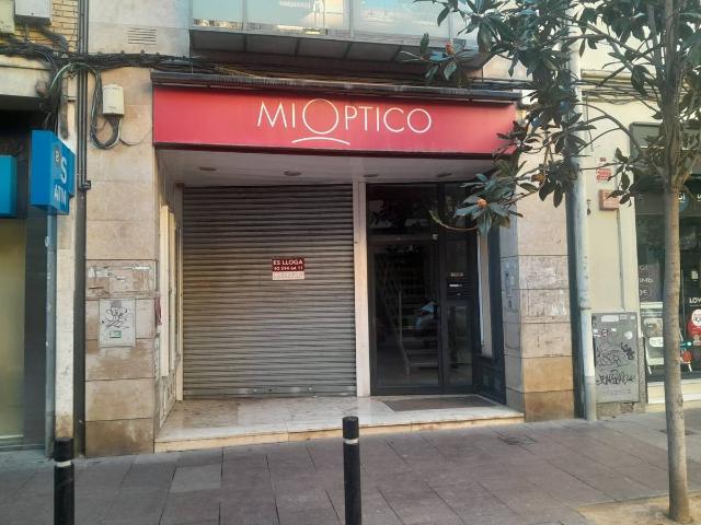 Local comercial en Alquiler en Mas Rampinyo Montcada Nova Carrerada