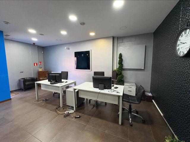 Local comercial en Alquiler en Mas Rampinyo Montcada Nova Carrerada