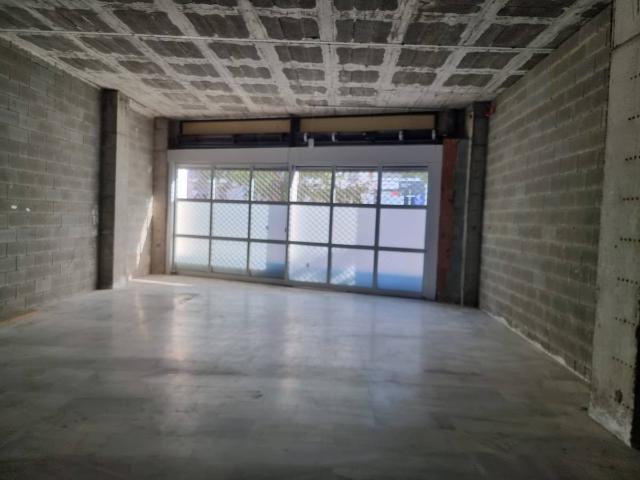 Local comercial en Alquiler en Mas Rampinyo Montcada Nova Carrerada