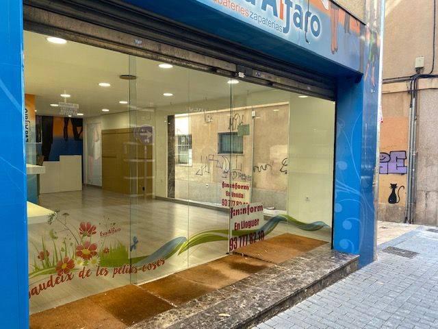 Local comercial en Alquiler en Nucli Urbà