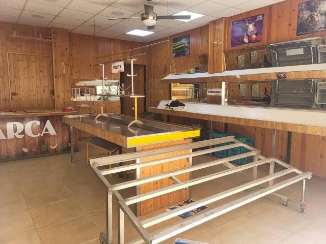 Local comercial en Alquiler en Nucli Urbà