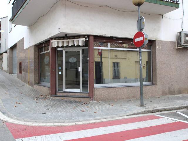 Local comercial en Alquiler en Nucli Urbà