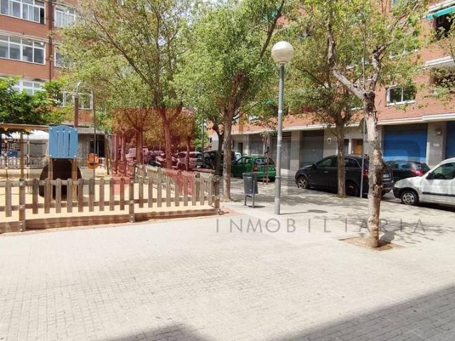 Local comercial en Alquiler en Sagnier Plaça de Catalunya
