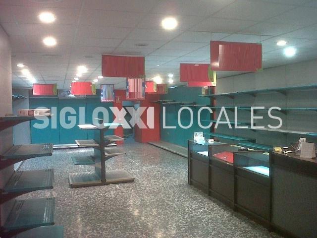 Local comercial en Alquiler en Sagrada Família