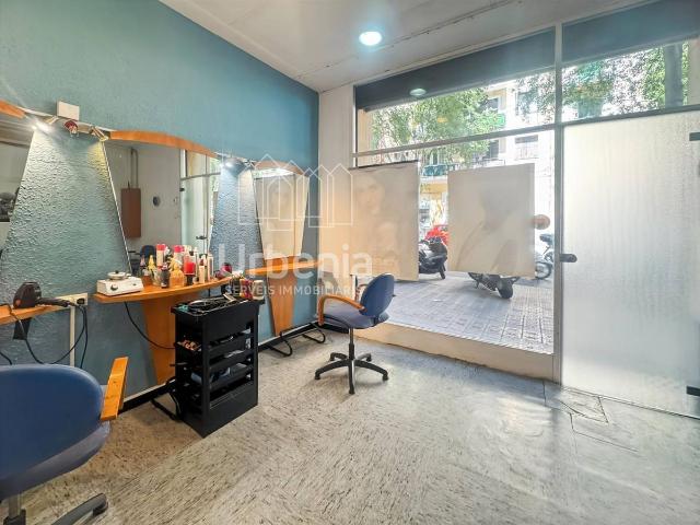 Local comercial en Alquiler en Sagrada Família