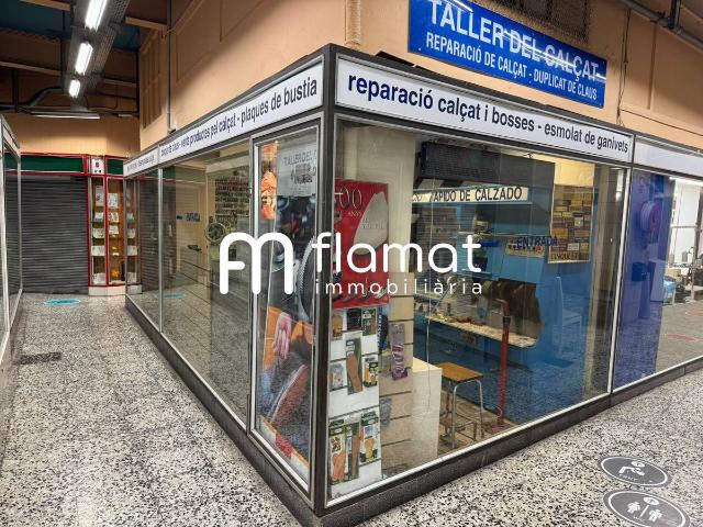 Local comercial en Alquiler en Sagrada Família