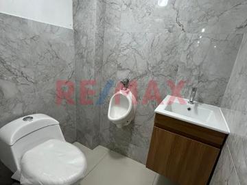Local comercial en alquiler en San Juan De Lurigancho a S/3,105 al mes