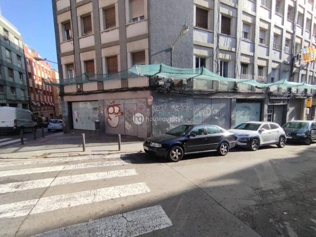 Local comercial en Alquiler en Sant Crist