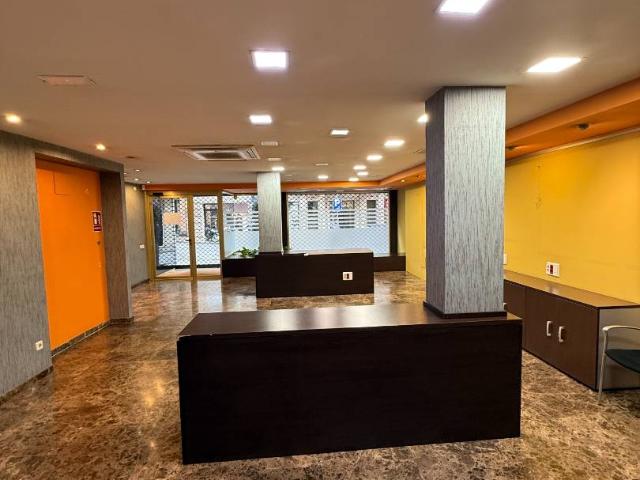 Local comercial en Alquiler en Sant Gervasi Galvany
