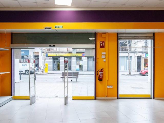 Local comercial en Alquiler en Sant Julià