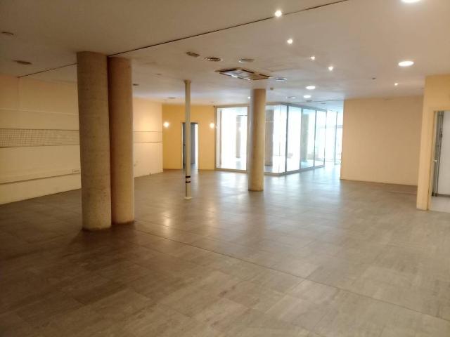 Local comercial en Alquiler en Sant Julià