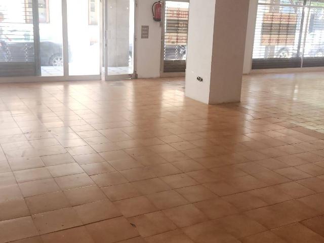 Local comercial en Alquiler en Sant Narcís