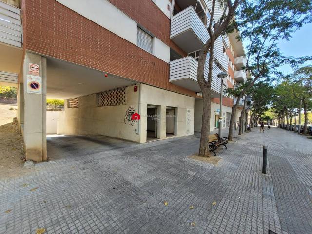Local comercial en Alquiler en Sant Pere i Sant Pau