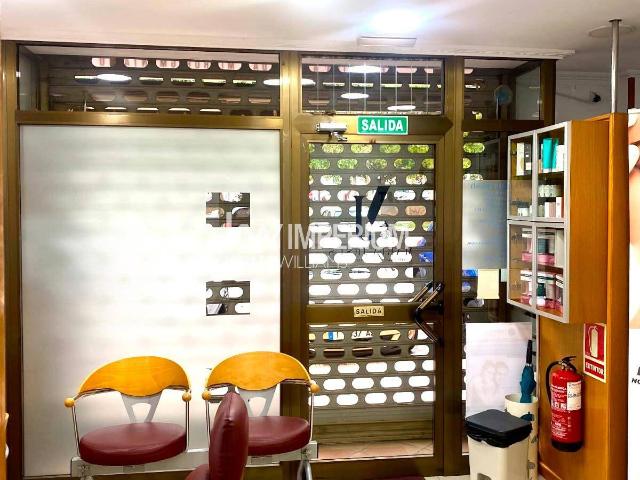 Local comercial en Alquiler en Sant Pere i Sant Pau