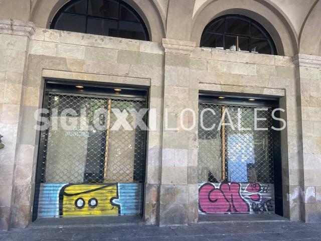 Local comercial en Alquiler en Sant Pere, Sta. Caterina i la Ribera