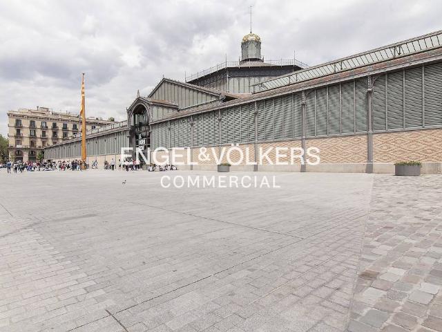 Local comercial en Alquiler en Sant Pere, Sta. Caterina i la Ribera