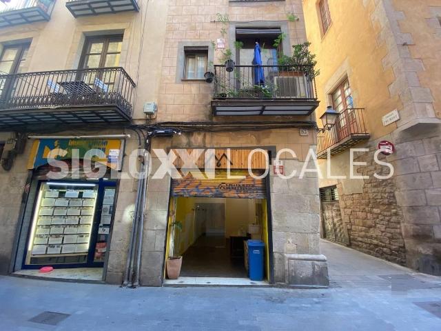 Local comercial en Alquiler en Sant Pere, Sta. Caterina i la Ribera
