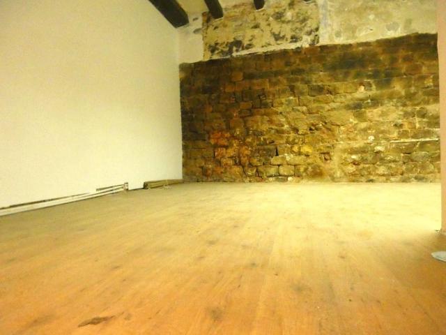 Local comercial en Alquiler en Sant Pere, Sta. Caterina i la Ribera