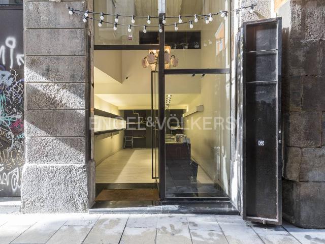 Local comercial en Alquiler en Sant Pere, Sta. Caterina i la Ribera