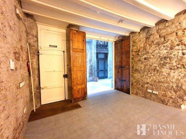 Local comercial en Alquiler en Sant Pere, Sta. Caterina i la Ribera