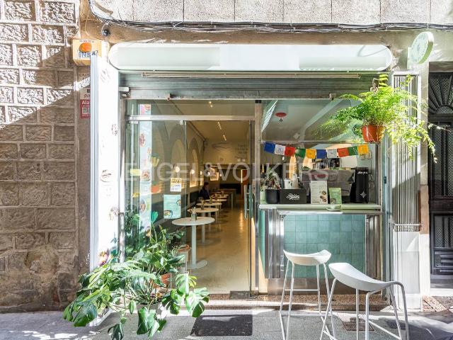 Local comercial en Alquiler en Sant Pere, Sta. Caterina i la Ribera