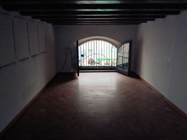 Local comercial en alquiler en Sant Sadurní d´Anoia, de 75 m² 2 habitaciones por 2.800