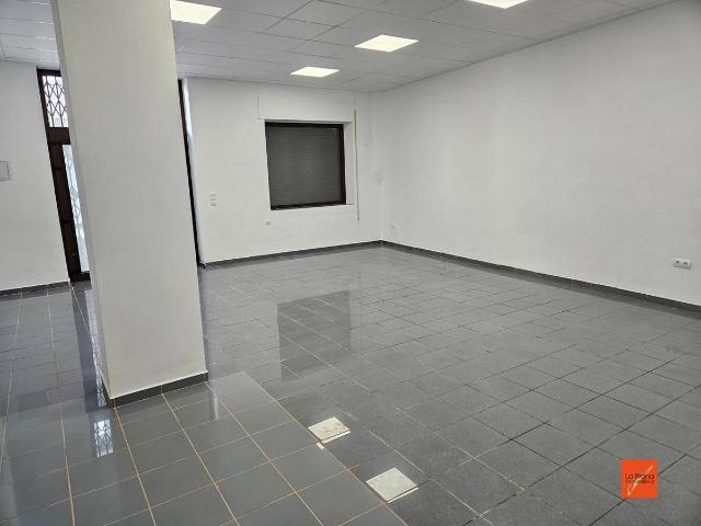 Local comercial en Alquiler en Santa Bàrbara