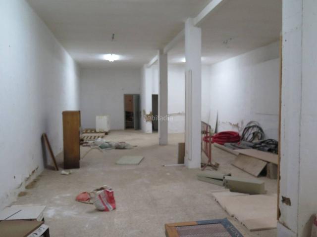 Local comercial en Alquiler en Santa Bàrbara