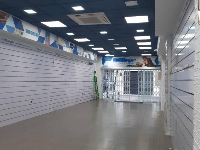 Local comercial en Alquiler en Santa Eulàlia