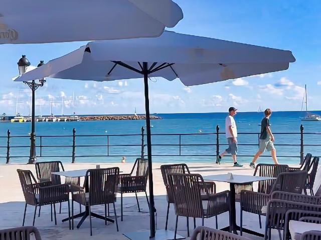 Local comercial en alquiler en Santa Eulària des Riu
