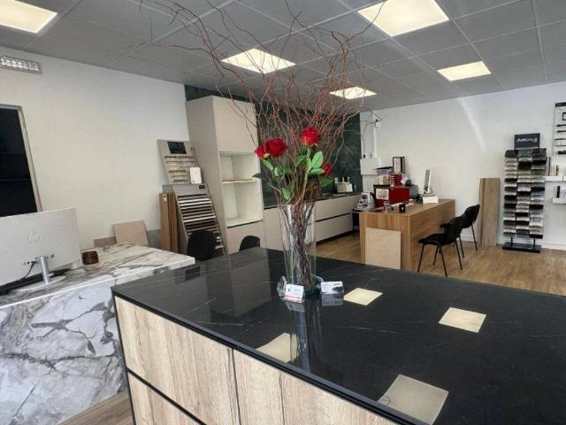 Local comercial en Alquiler en Santa Maria L'Eixample Sud Sumella