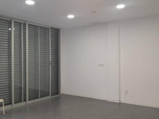 Local comercial en Alquiler en Santa Maria Terra Nostra
