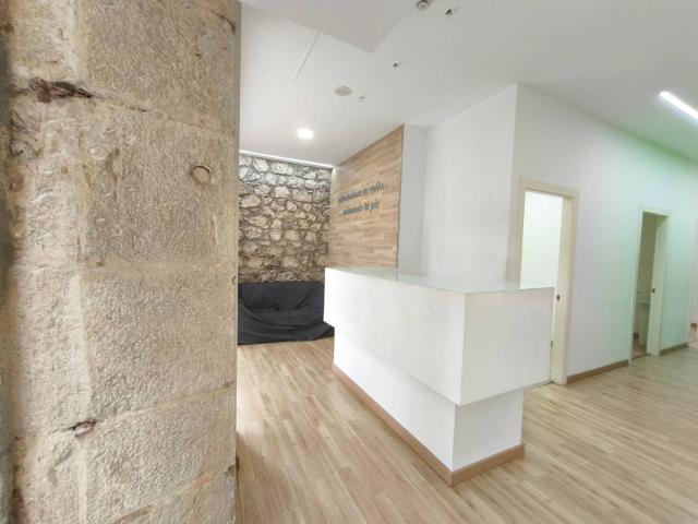 Local comercial en alquiler en Santander
