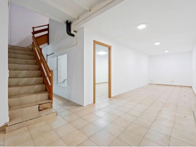 Local comercial en Alquiler en Santes Creus, Tarragona