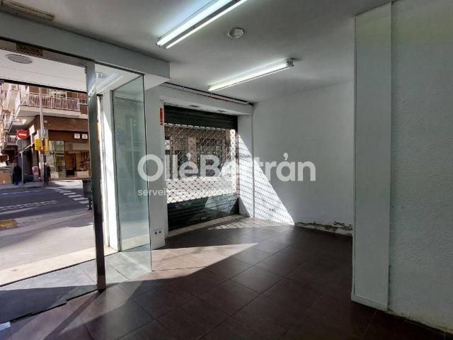 Local comercial en Alquiler en Sants Badal