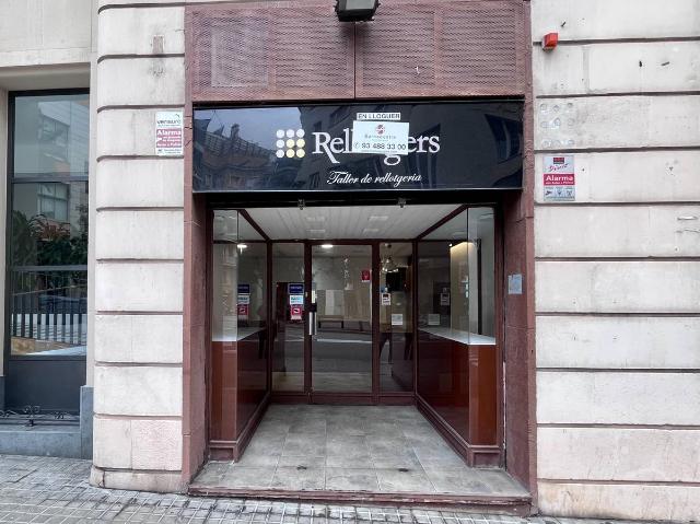 Local comercial en Alquiler en Sarrià