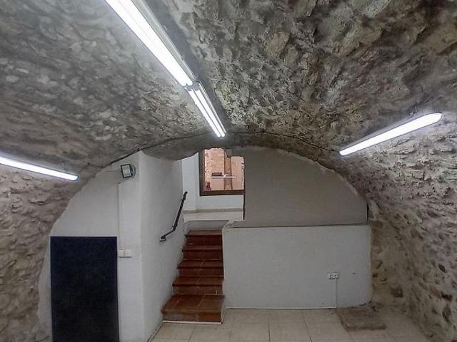 Local comercial en alquiler en Seu d´Urgell, la, de 66 m² por 450
