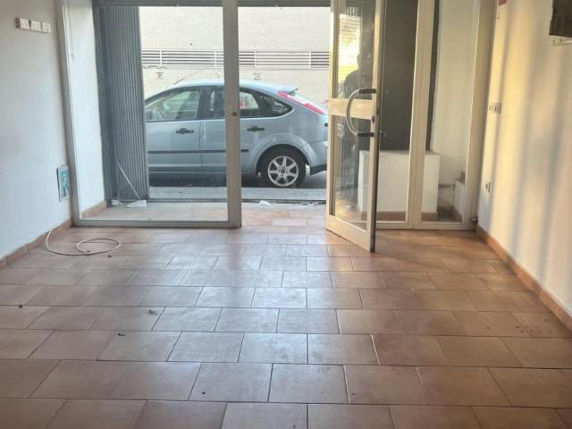 Local comercial en alquiler en Sevilla, Arroyo Carretera Carmona