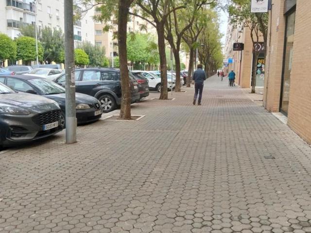 Local comercial en alquiler en Sevilla, Sevilla Este