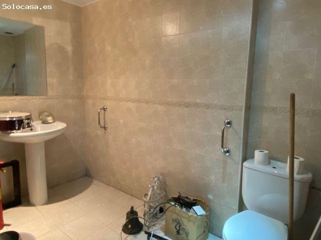 Local comercial en Alquiler en Segovia, Segovia
