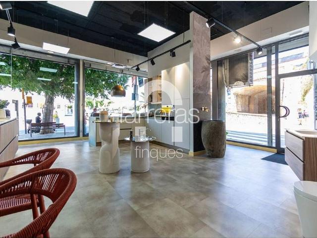 Local comercial en alquiler en Sitges, de 65 m² por 2.450