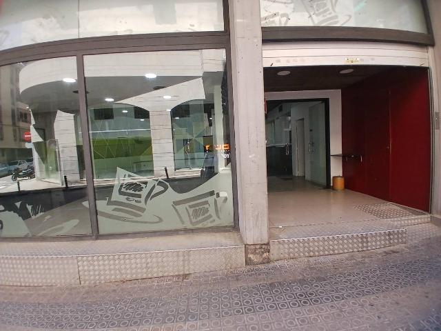 Local comercial en Alquiler en Poble Nou