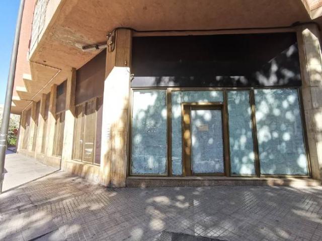 Local comercial en Alquiler en Ponent