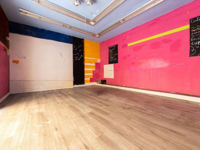 Local comercial en Alquiler en Part Alta